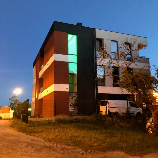 Cosy Space Apartments