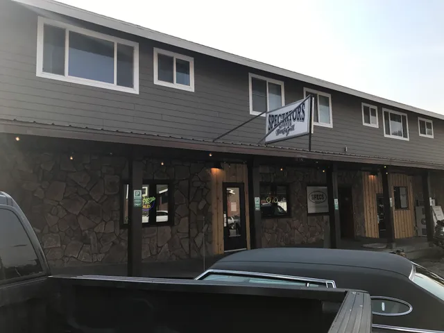 Spectators Sports Bar & Grill