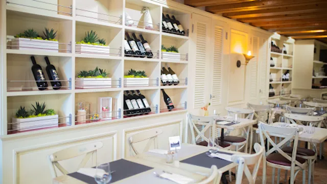 Aquila Restaurant - Wine Bar