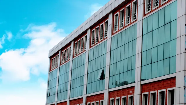 İLİM YAYMA CEMİYETİ TRABZON MAHMUT CELALEDDİN ÖKTEN ÖĞRENCİ YURDU