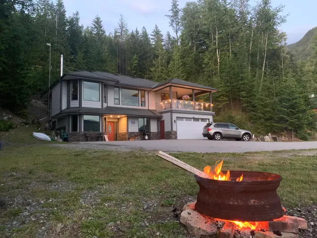 O'Brien's On The Lake Log Cabins