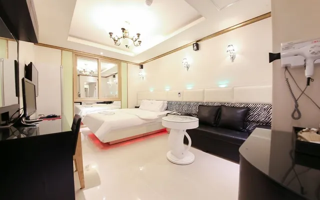 Gwangyang Ritz Hotel