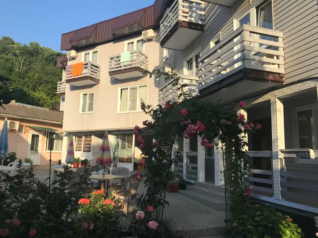 Gostevoy Dom "Zodiak"