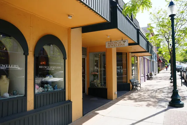 Reusch Jewelers