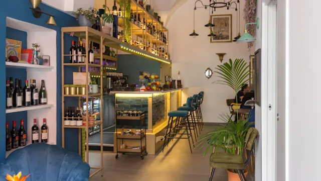 Rosso Granato Monopoli