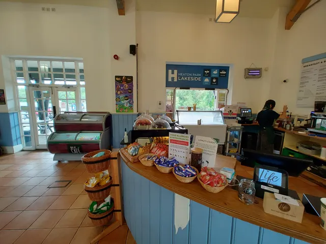 The Lakeside Café, Heaton Park