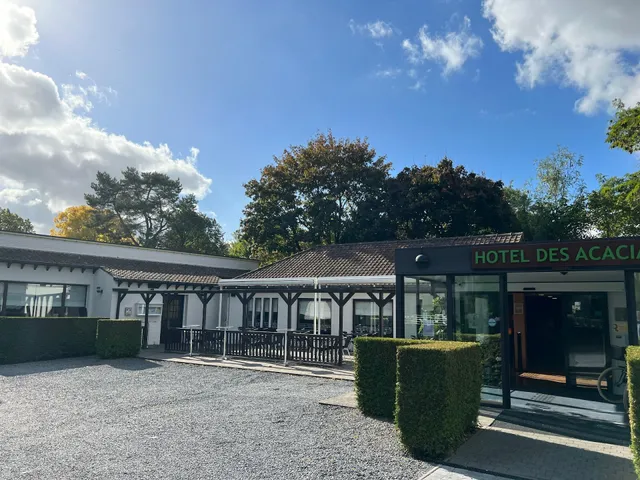 Logis Hôtel des Acacias Lille Neuville en Ferrain