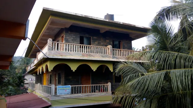 SPOT ON 49060 Radhabai Guest House