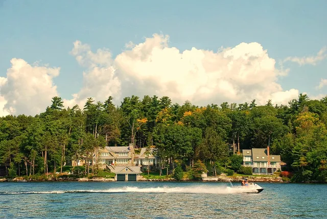 Lake Winni Team - Berkshire Hathaway HomeServices Verani Realty