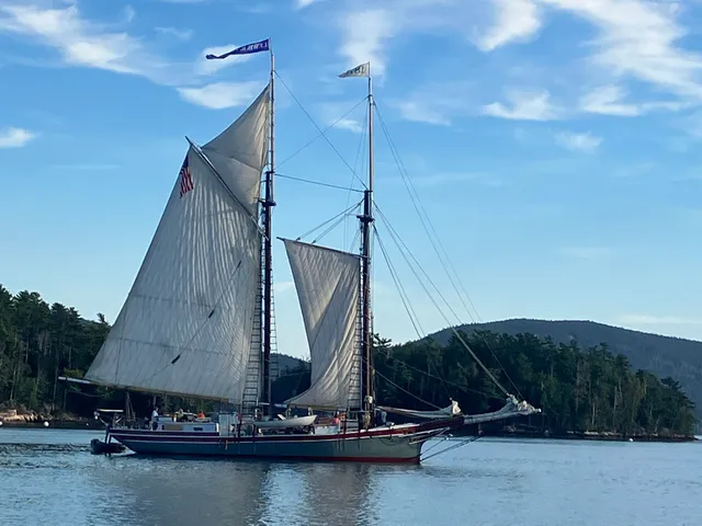 Windjammer Schooner Lewis R. French