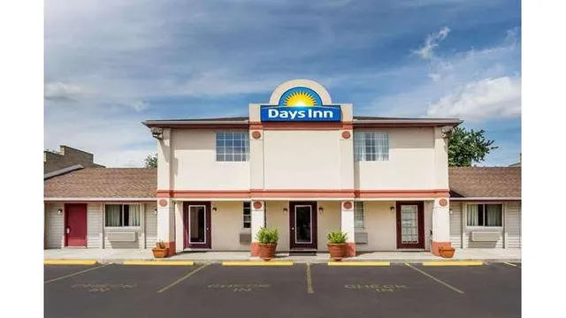 Days Inn by Wyndham Plymouth