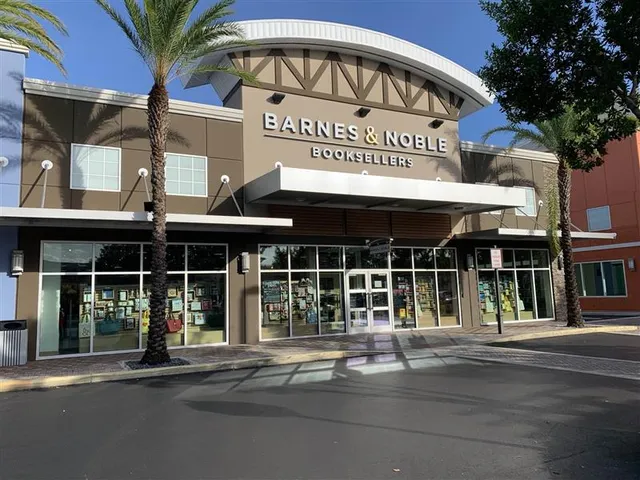 Barnes & Noble
