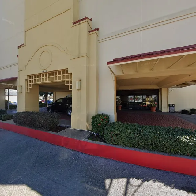 Messina's late night bar & grill