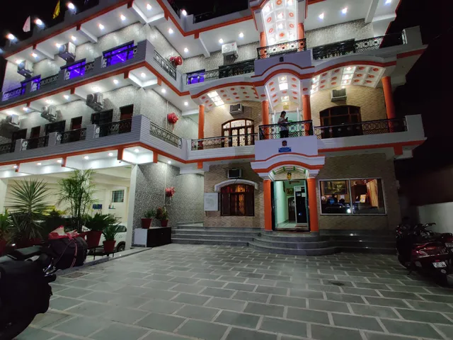 Hotel Aashriwad