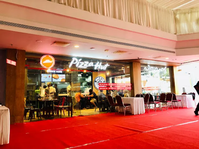 Pizza Hut | Thana Square Mall, Kannur
