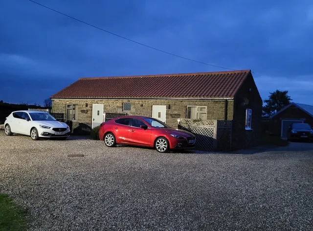 White House Farm - Beautiful Courtyard Rooms - Self-Contained