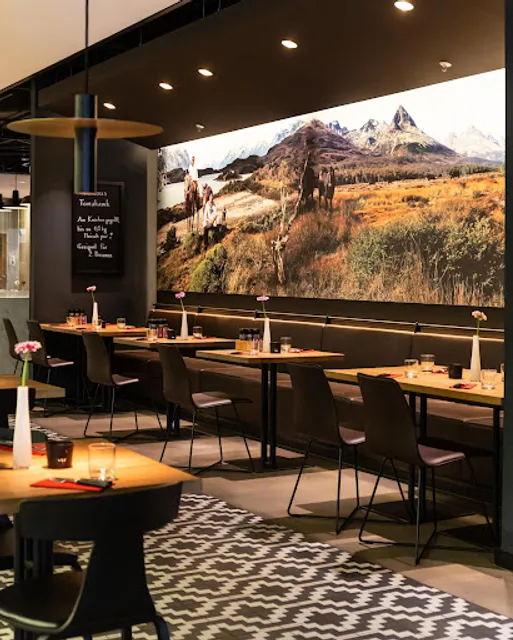 MAREDO Beef & Beer Gendarmenmarkt