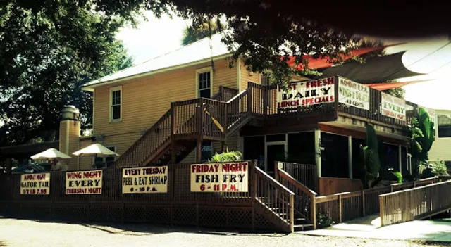 Malabar Mo's Bar & Grill