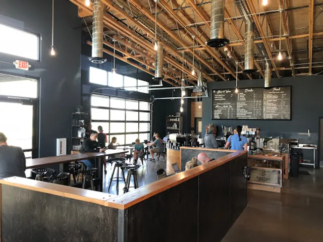 Thump Coffee - Roastery & Bakery
