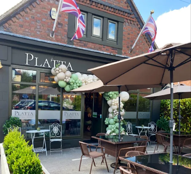 Platta Cafe Bar Bistro