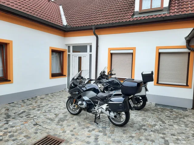 gästehaus fischer rohrendorf