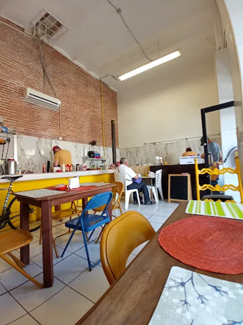 Refresqueria "La Colmena"