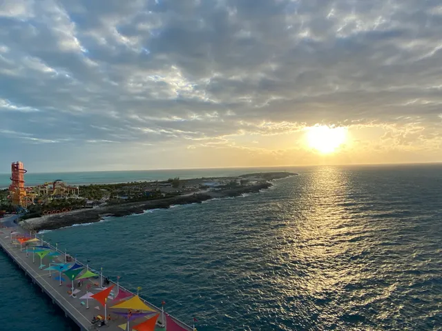 Perfect Day at Coco Cay Pier