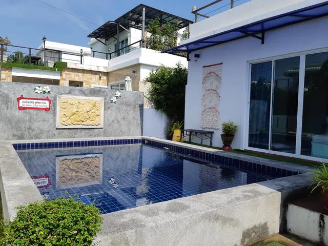Nipaporn Pool Villa Huahin