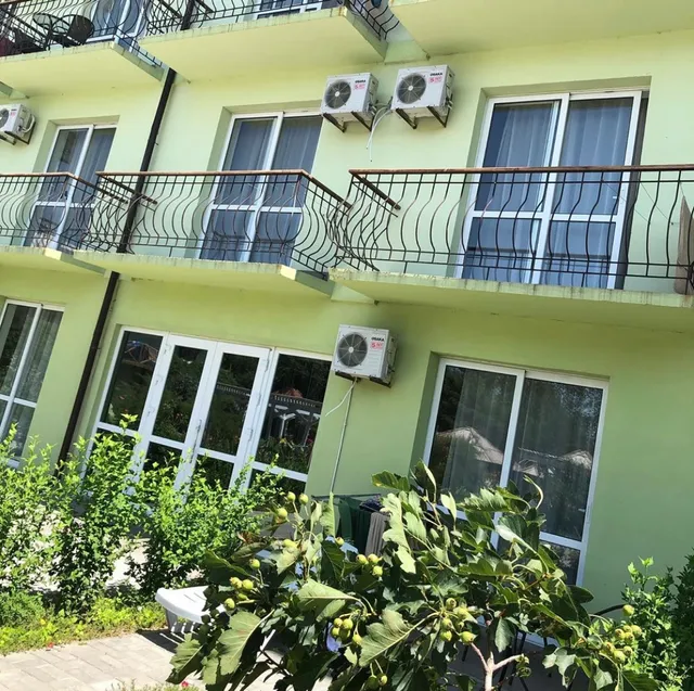 Triyka Hotelʹnyy Kompleks