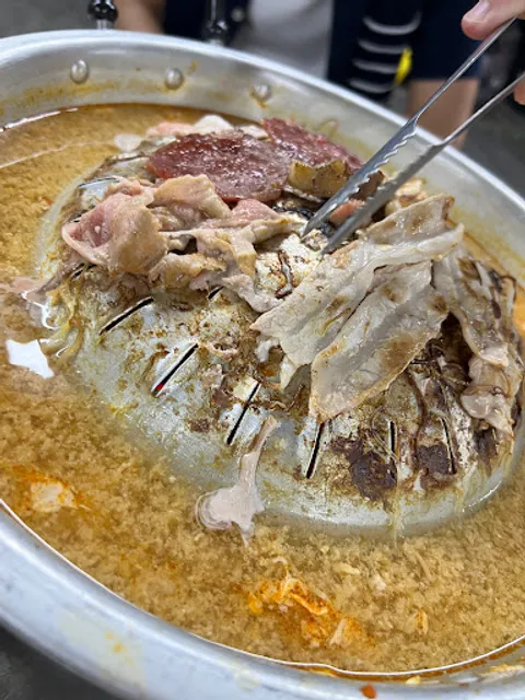 AJJ Mookata 泰式炭烤火锅 (Aroy Jing Jing Mookata)