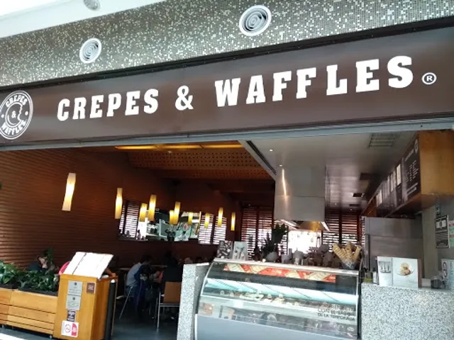 Crepes & Waffles