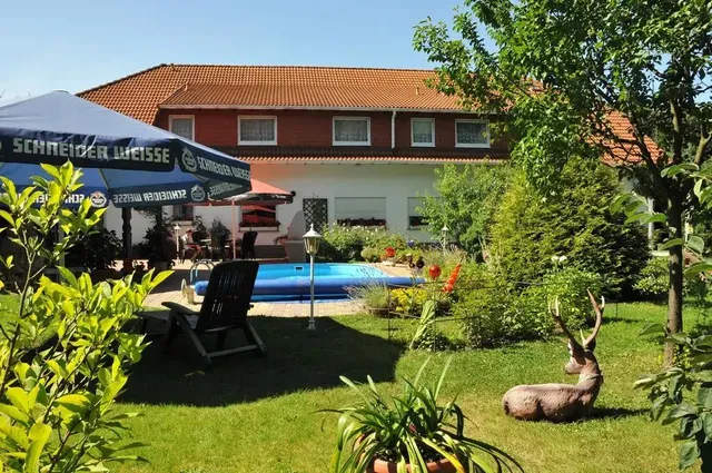 Land-Hotel Am Wald Garni