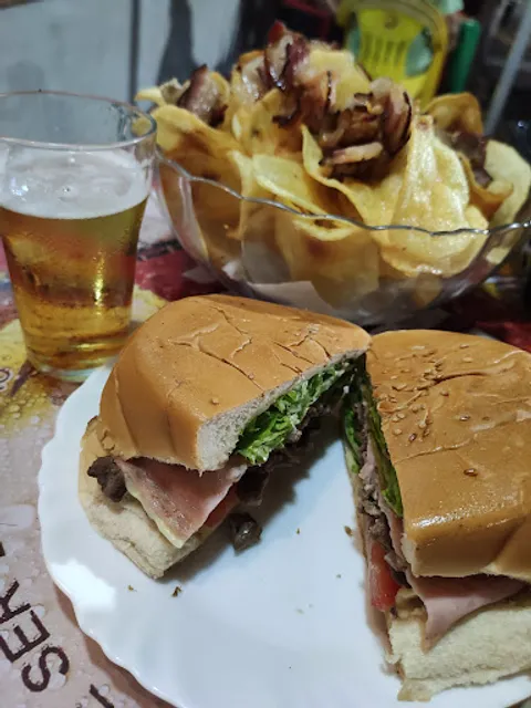 Restaurante e Lanchonete Tiuli