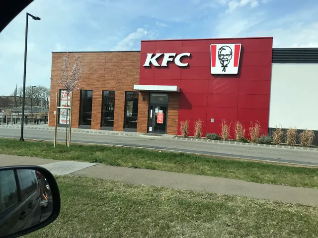 KFC Eger Agria Park