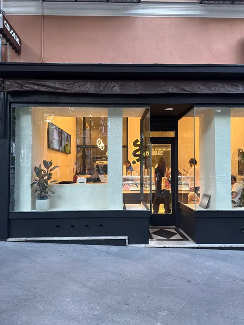 Colosso Gelato e Caffè