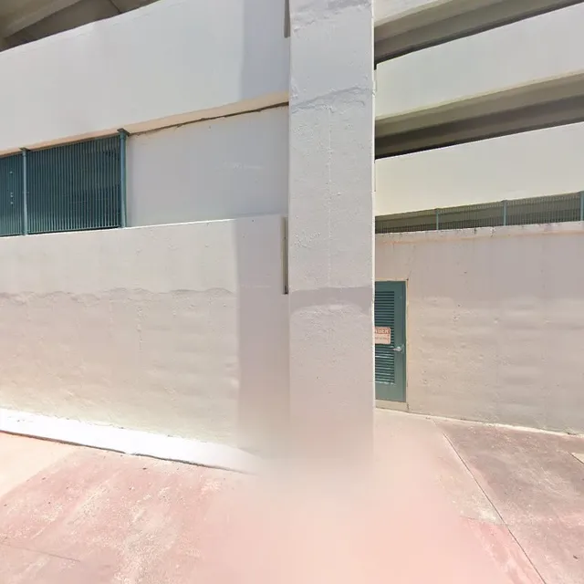 Public Parking Garage G6