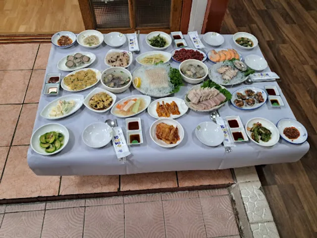 강진명동식당안함