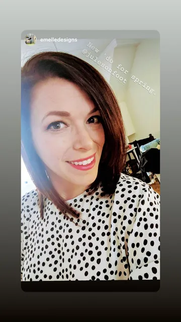 Jules on Foot , Mobile Hair Colorist & Hairstylist