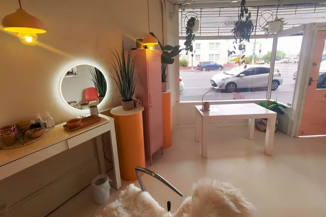 The Beauty Merchants