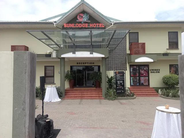 Sunlodge Hotel - Tesano - Accra