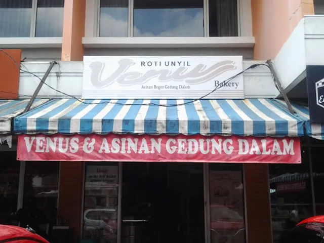 Roti Unyil Venus Bakery