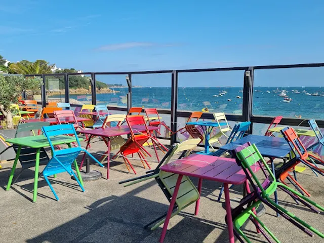 Paradiso Plage (chez les filles)