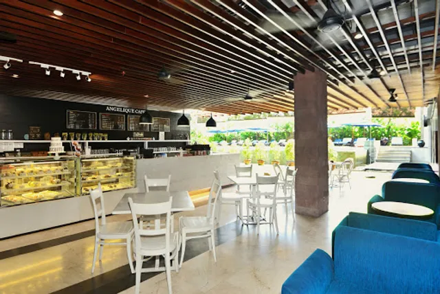 Angelique Cafe