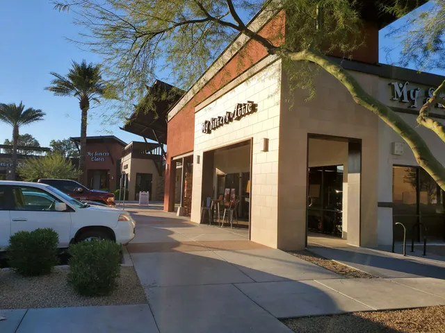 Lincoln Village Shops