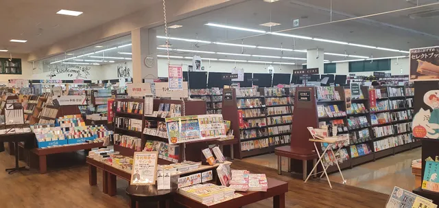 原信マーケットシティ河渡