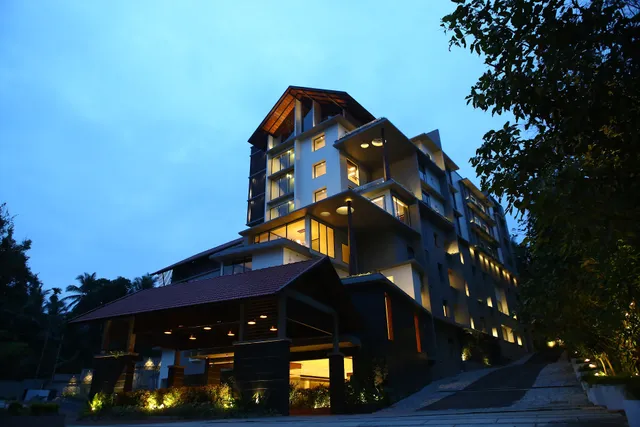 Hotel Woodbine Foliage