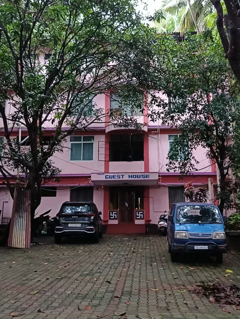 Shastri Guest House
