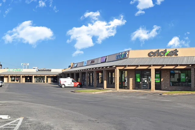Crossroads Shopping Center