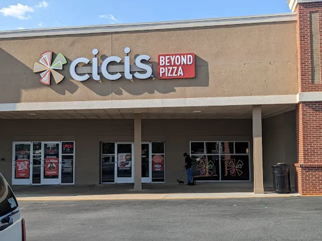 Cicis Pizza