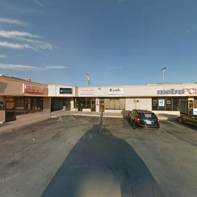 T & D Trophy & Awards Outlet